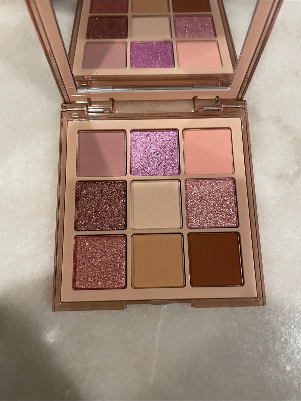 HUDA BEAUTY Nude Light Blush Eye Shadow Palette - Pink Peach - Picture 2 of 4